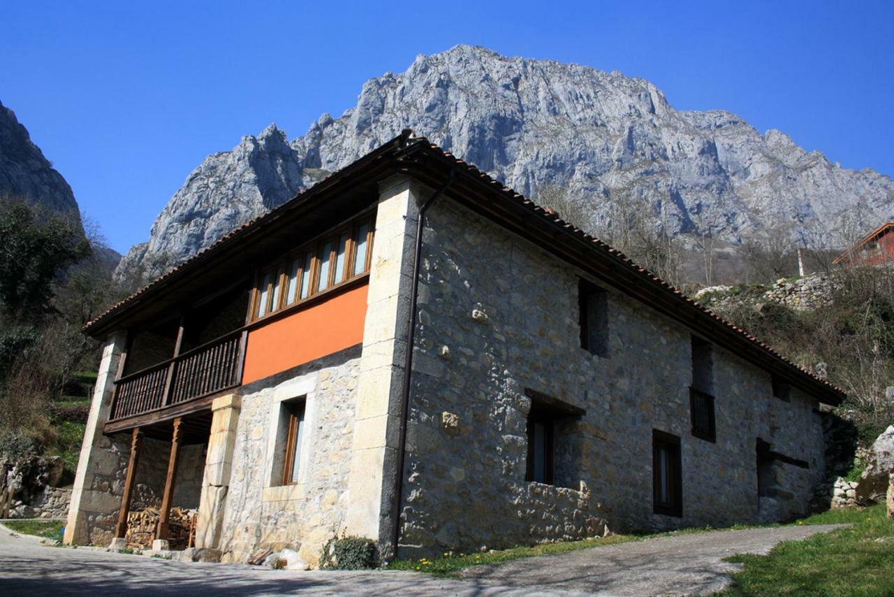 Hotel Rural Llerau Ponga Екстер'єр фото